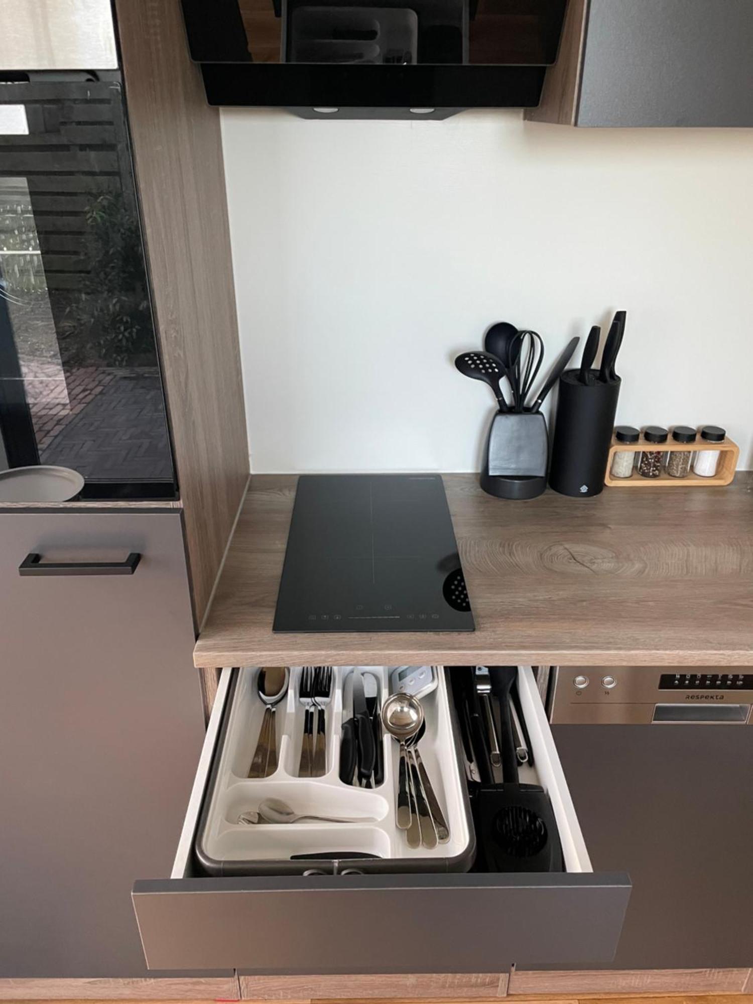 Luxe Tiny House Incl Jacuzzi En Strandhuisje In Zomerseizoen Meliskerke Buitenkant foto