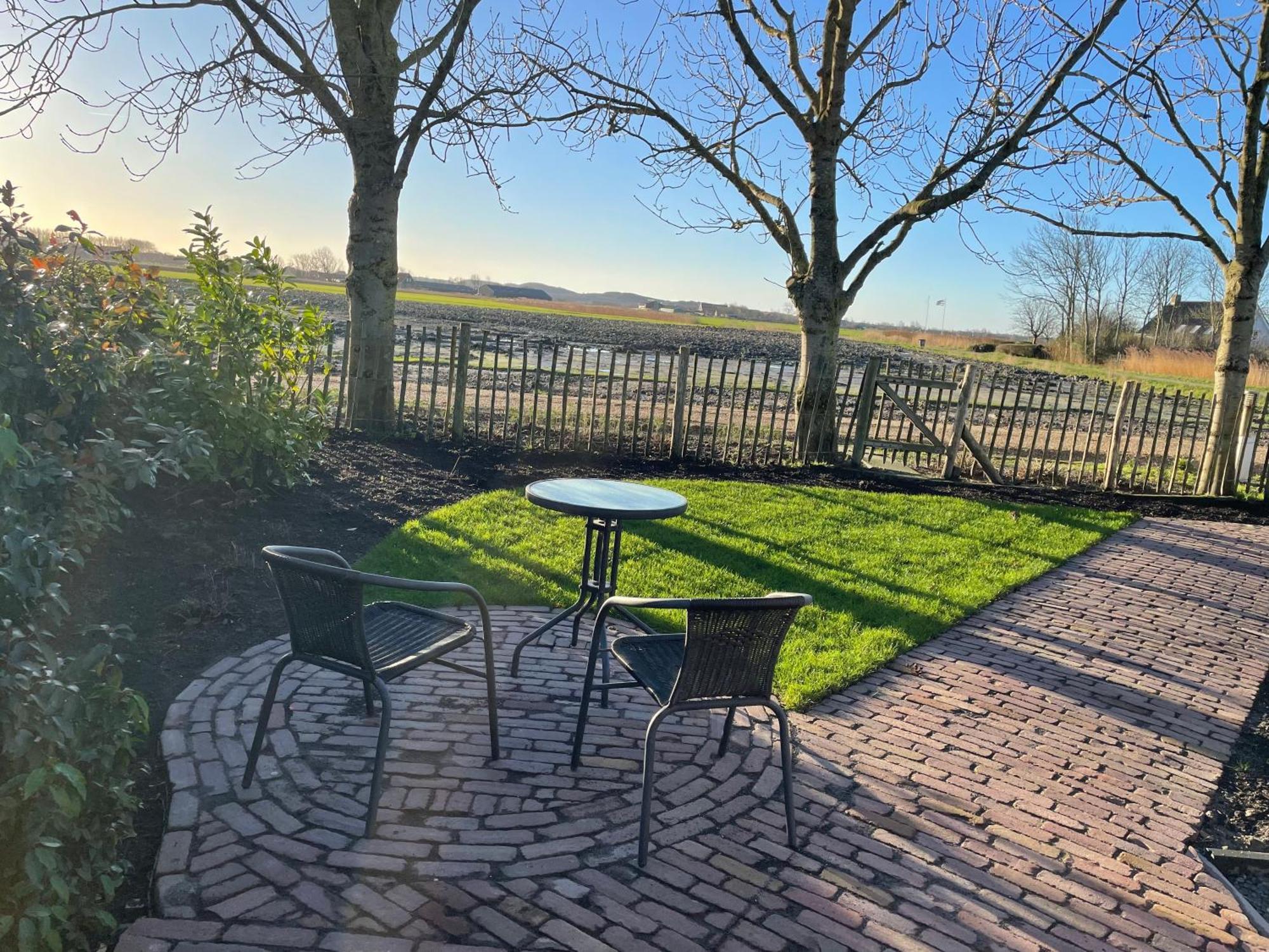Luxe Tiny House Incl Jacuzzi En Strandhuisje In Zomerseizoen Meliskerke Buitenkant foto